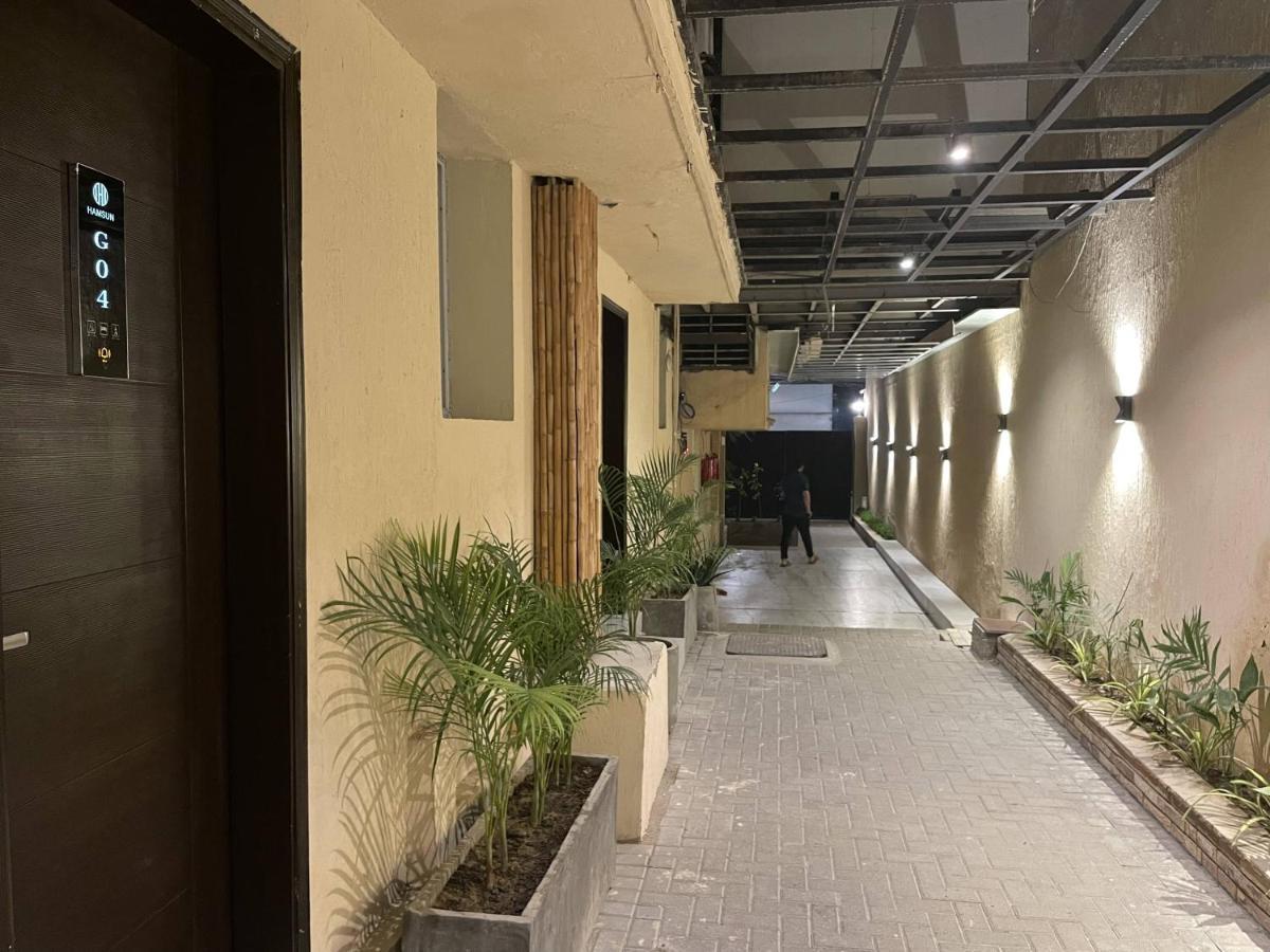 Hamsun Suites  Karatschi Exterior foto