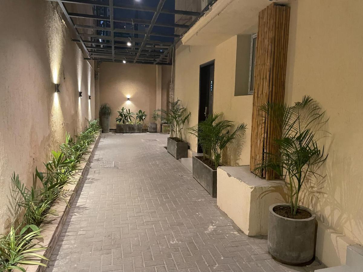 Hamsun Suites  Karatschi Exterior foto