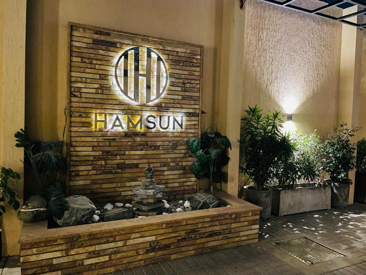 Hamsun Suites  Karatschi Exterior foto