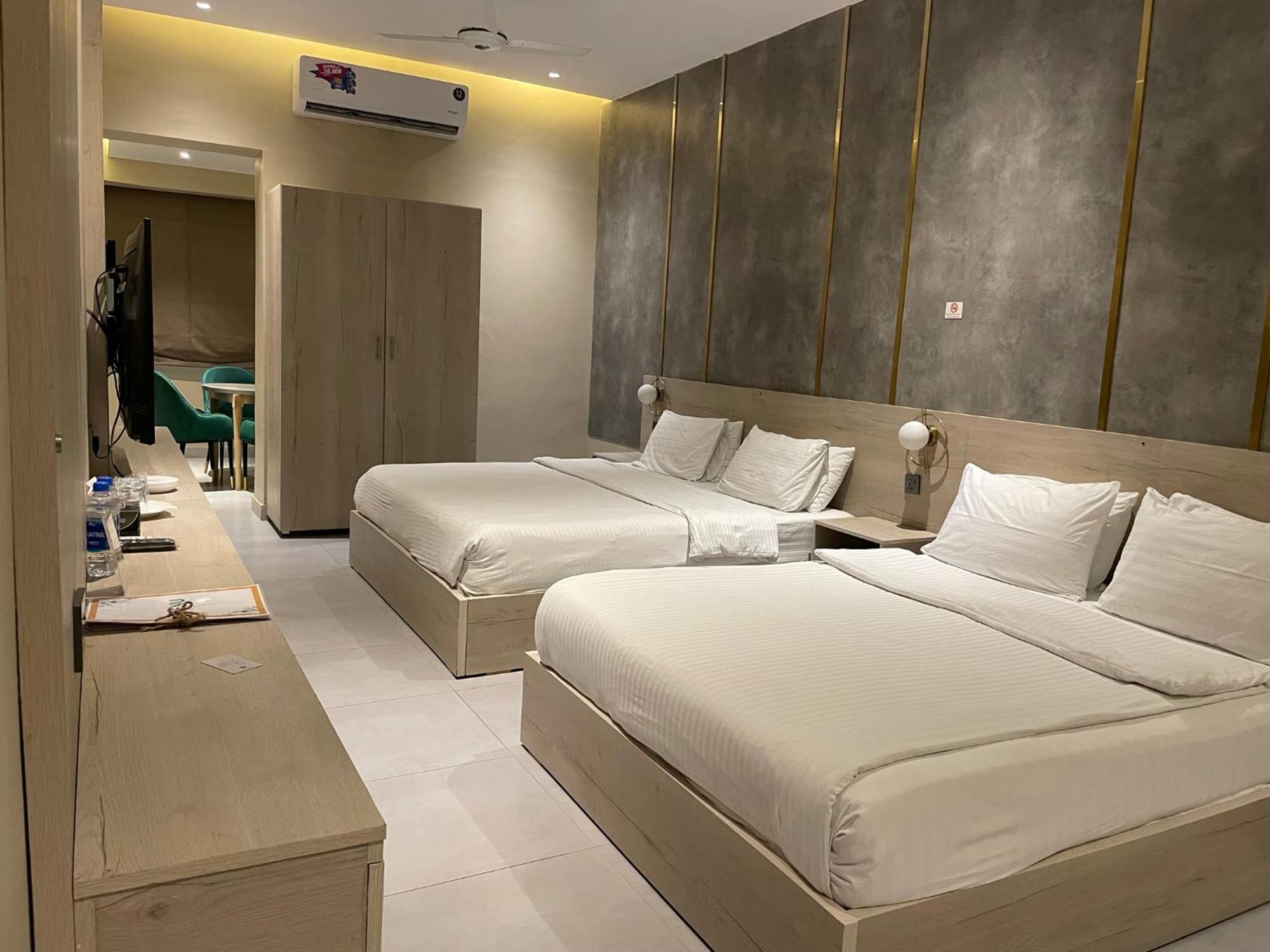 Hamsun Suites  Karatschi Exterior foto
