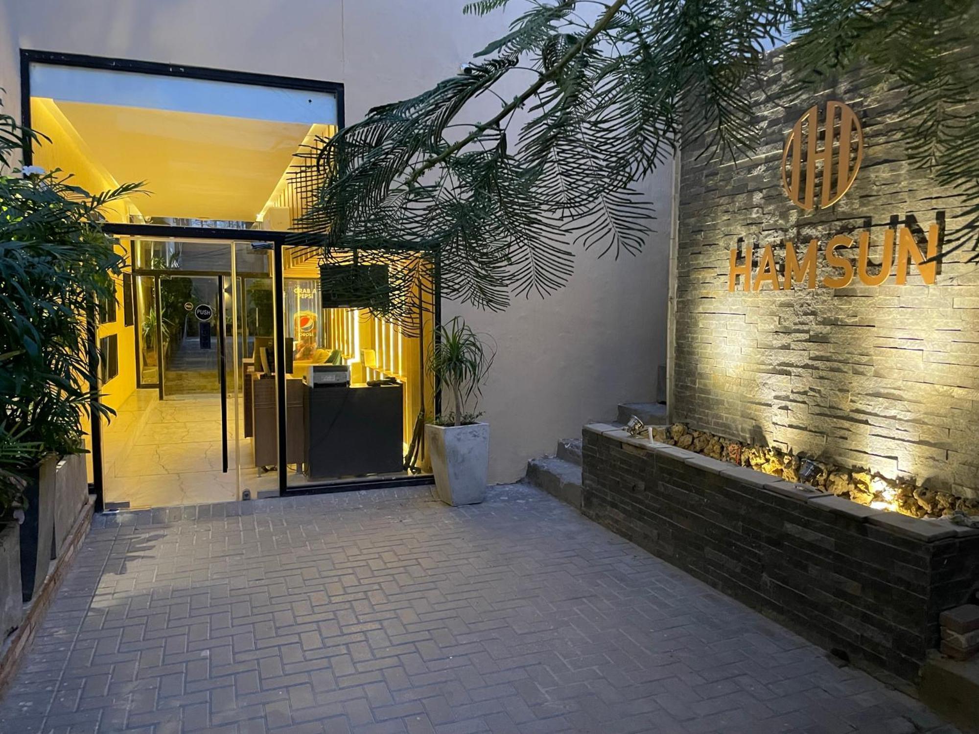 Hamsun Suites  Karatschi Exterior foto